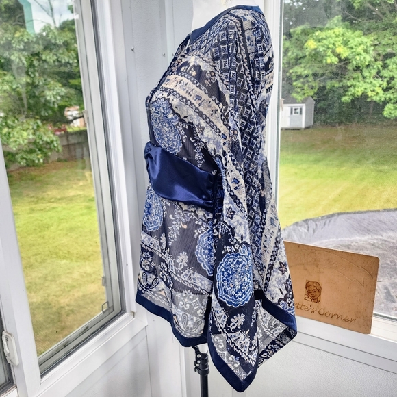 Rampage Navy Blue Satin Trim Sheer Print Waist Defined Bell Sleeve Tunic Top - Picture 10 of 14